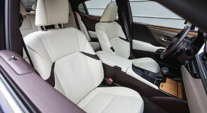 Lexus ES300 - local